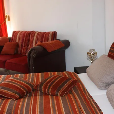 De Baron 4* Dresden