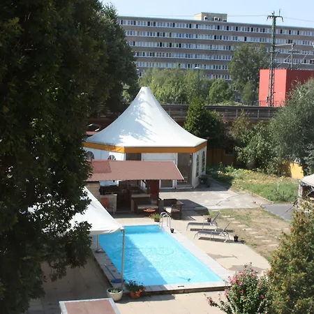 De Baron 4* Dresden