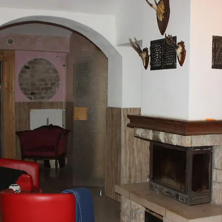 فندق De Baron 4*