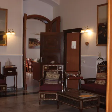 De Baron 4*